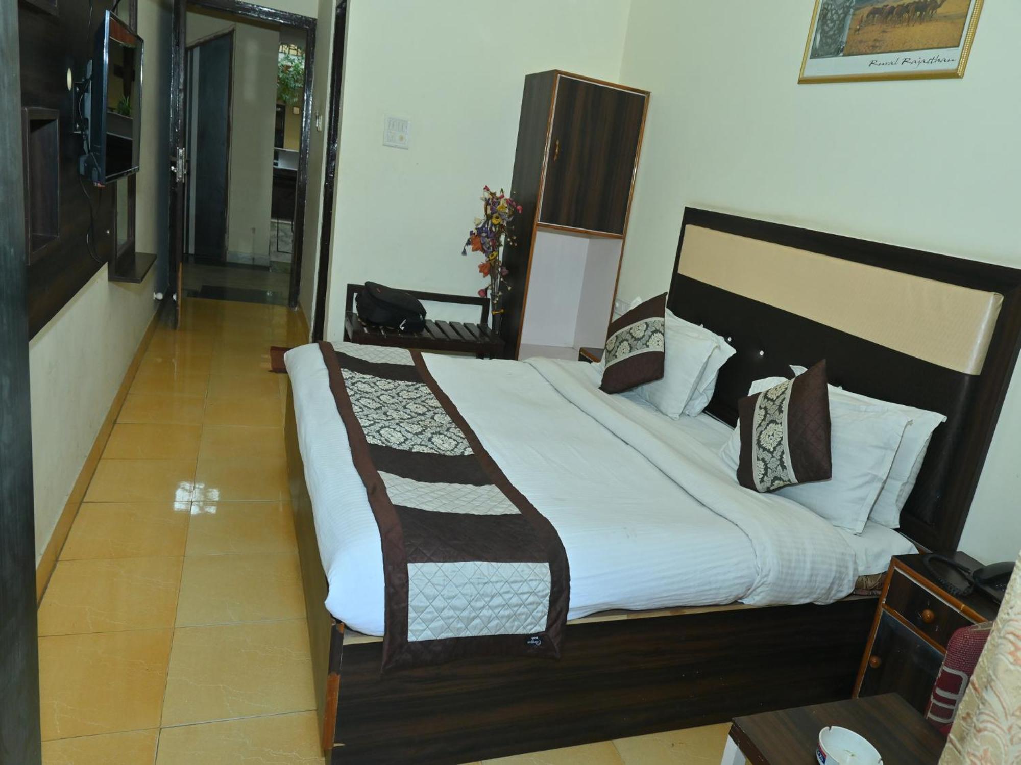 Goyal Plaza Hotel 5 Mint. Waling Distance From Pushkar Lake Exterior foto